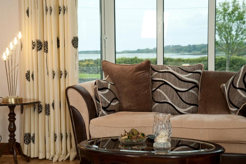 Rusheen Bay House ゴールウェイ エクステリア 写真
